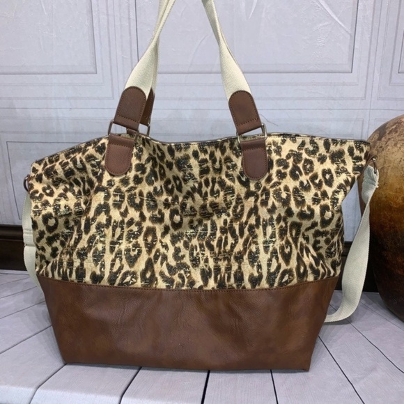 steve madden leopard purse